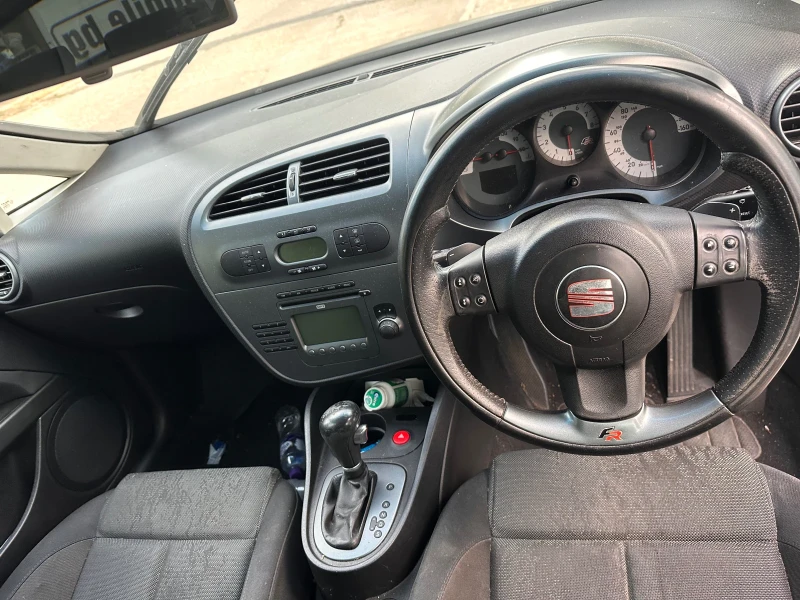 Seat Leon 2.0t dsg, снимка 8 - Автомобили и джипове - 51899859