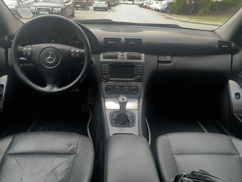 Mercedes-Benz C 220, снимка 5 - Автомобили и джипове - 52116516