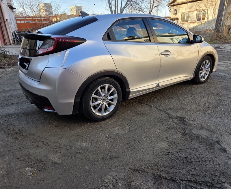 Honda Civic 1, 6 i-dtec Facelift, снимка 7 - Автомобили и джипове - 53111310