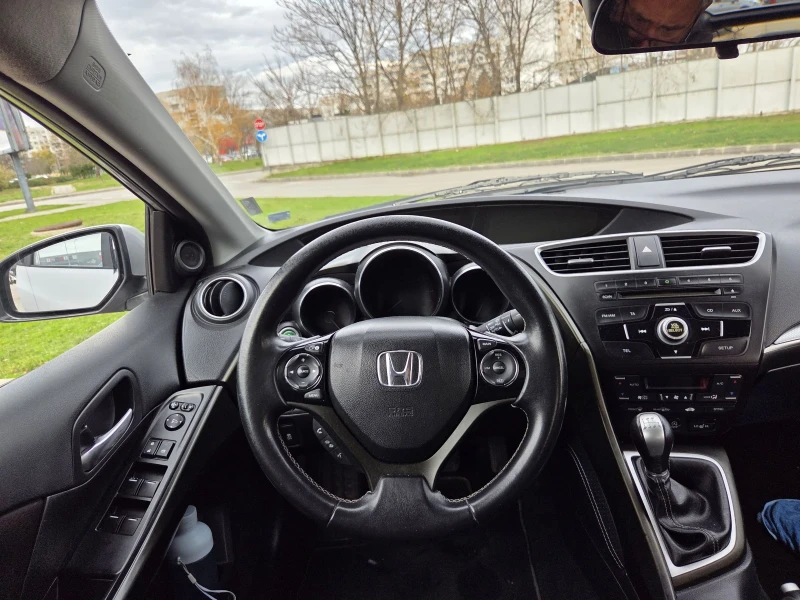 Honda Civic 1, 6 i-dtec Facelift, снимка 15 - Автомобили и джипове - 53111310