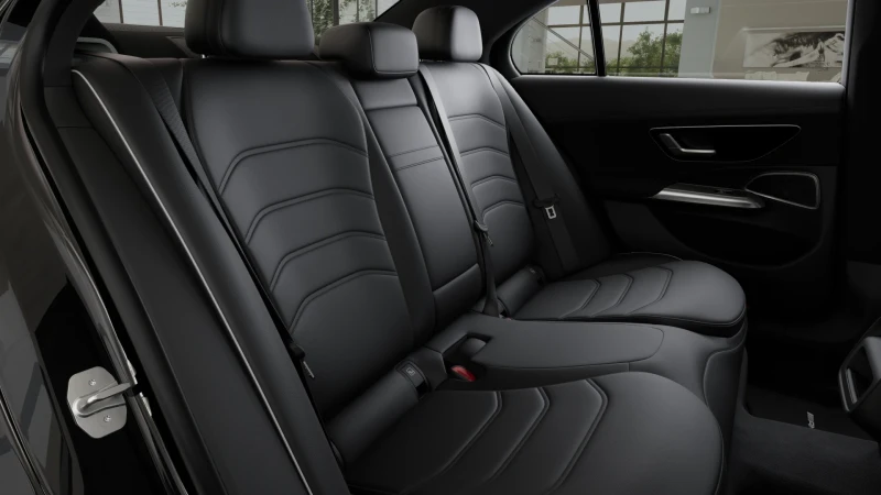 Mercedes-Benz E 220 d 4MATIC, снимка 10 - Автомобили и джипове - 53147650