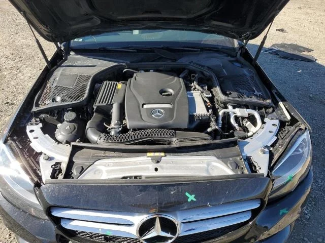 Mercedes-Benz C 300, снимка 11 - Автомобили и джипове - 49164663