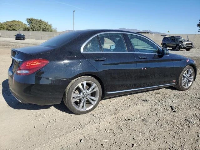 Mercedes-Benz C 300, снимка 3 - Автомобили и джипове - 49164663