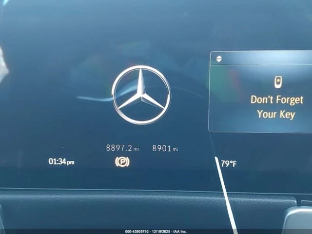 Mercedes-Benz EQB 300 SUV* 4MATIC* ДИСТРОНИК* 360* ПОДГРЕВ* ШИБИДАХ*, снимка 14 - Автомобили и джипове - 53416972