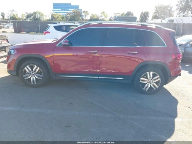 Mercedes-Benz EQB 300 SUV* 4MATIC* ДИСТРОНИК* 360* ПОДГРЕВ* ШИБИДАХ*, снимка 13 - Автомобили и джипове - 53416972