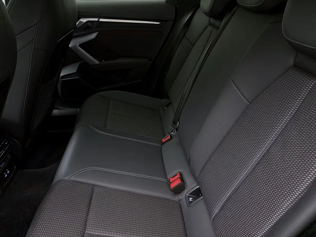 Audi A3 Sportback 35 TDI = S-line = Гаранция, снимка 10 - Автомобили и джипове - 54969904
