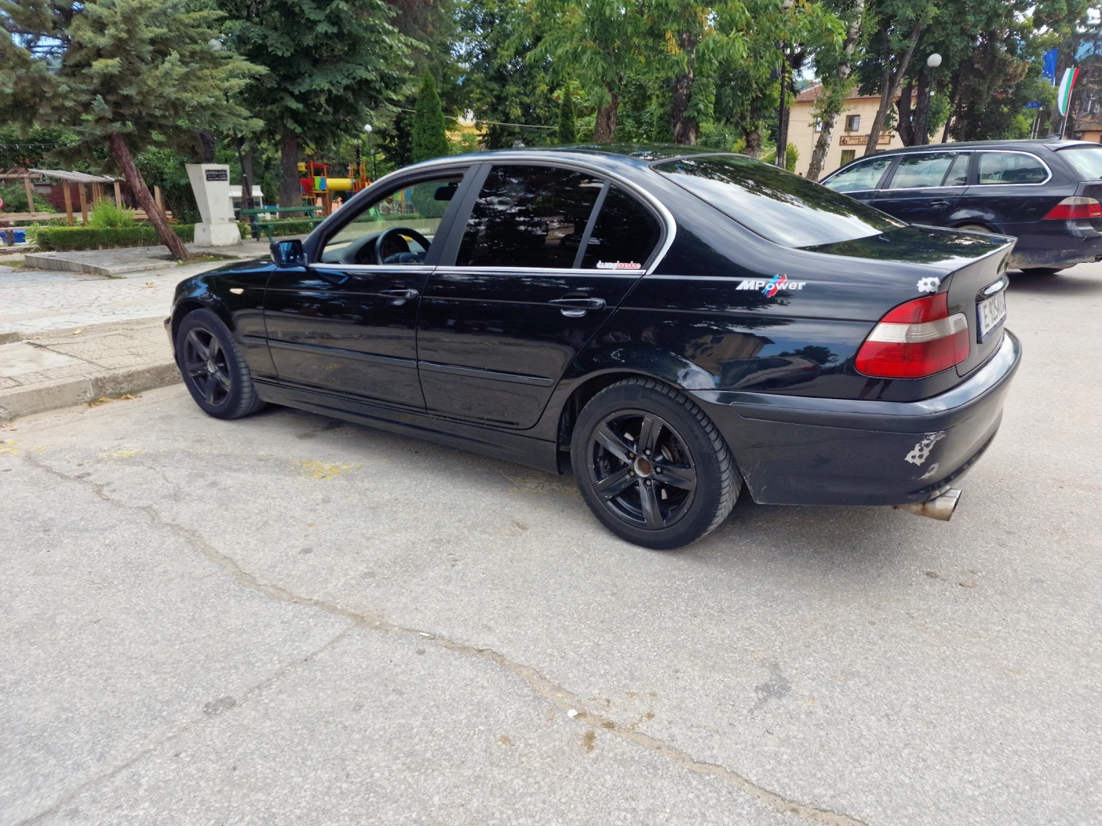 BMW 320 2.0 - изображение 4