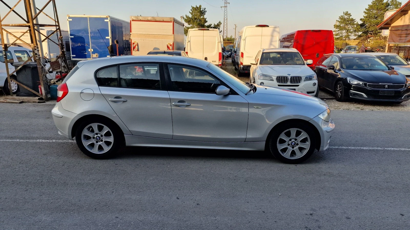 BMW 120 AUTOMATIC - изображение 4