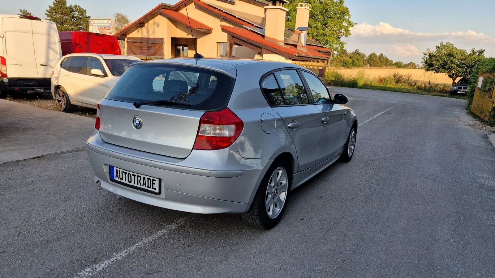 BMW 120 AUTOMATIC - изображение 5