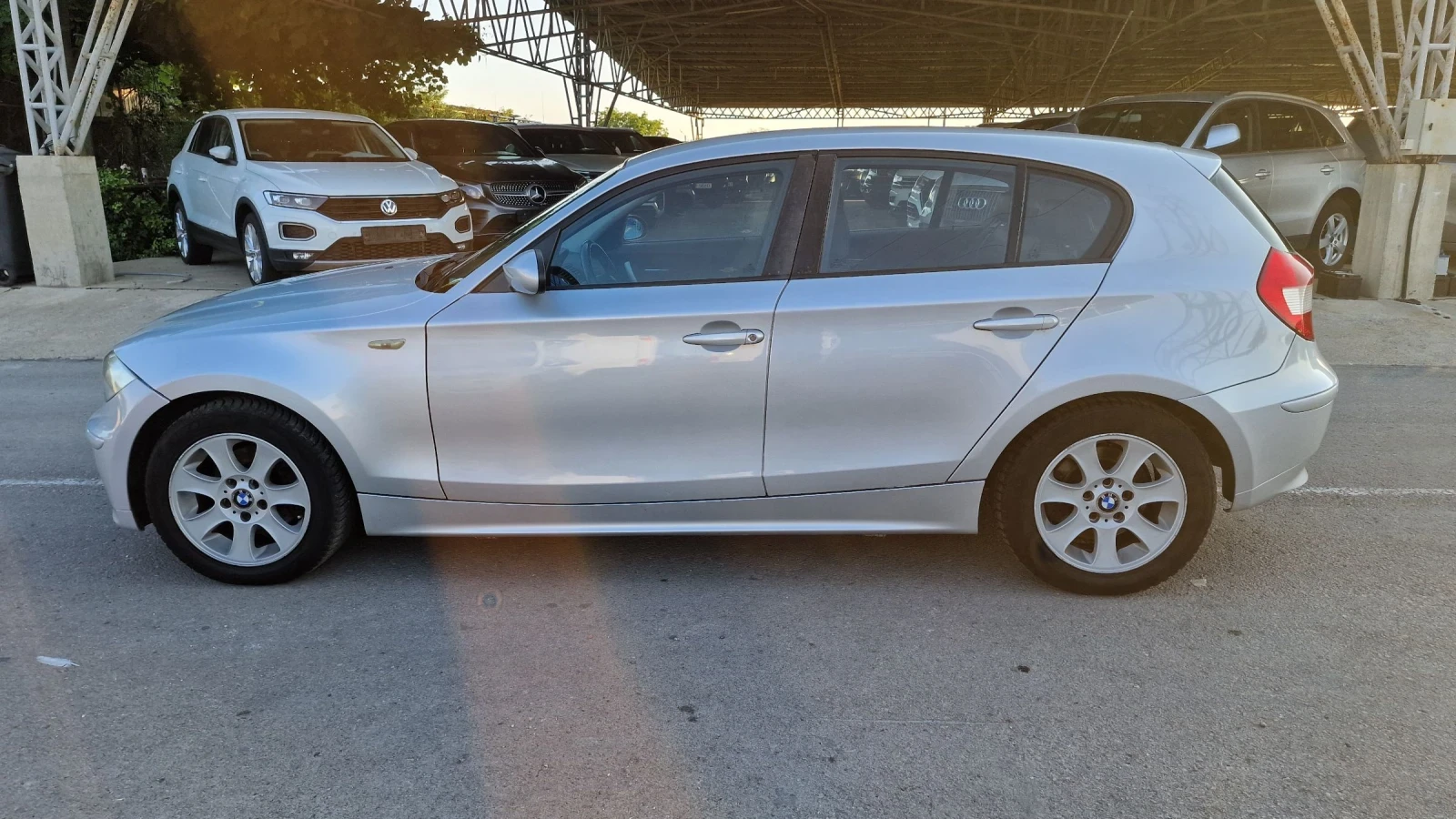 BMW 120 AUTOMATIC - изображение 8