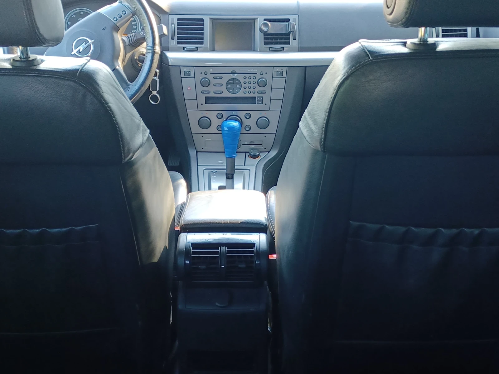 Opel Signum 184 к. с. 3.0 v 6 - изображение 2