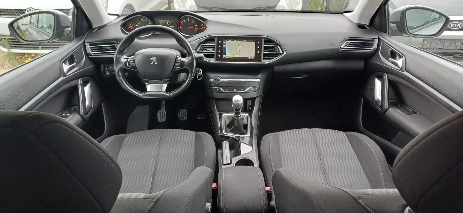 Peugeot 308 1.6 HDI - изображение 9
