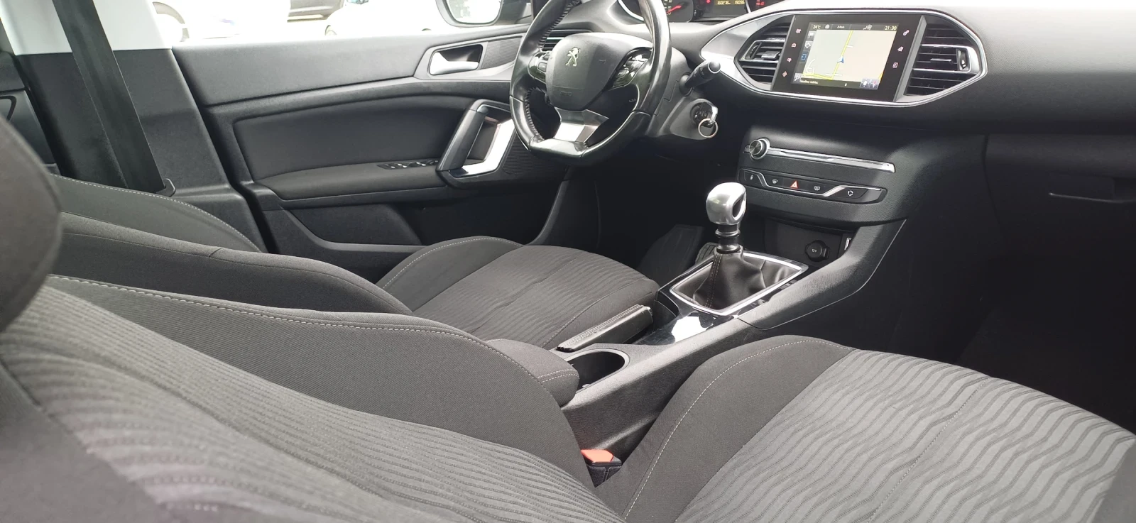 Peugeot 308 1.6 HDI - изображение 10