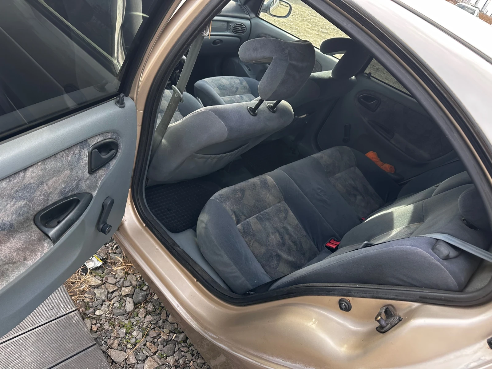 Renault Megane  - изображение 8