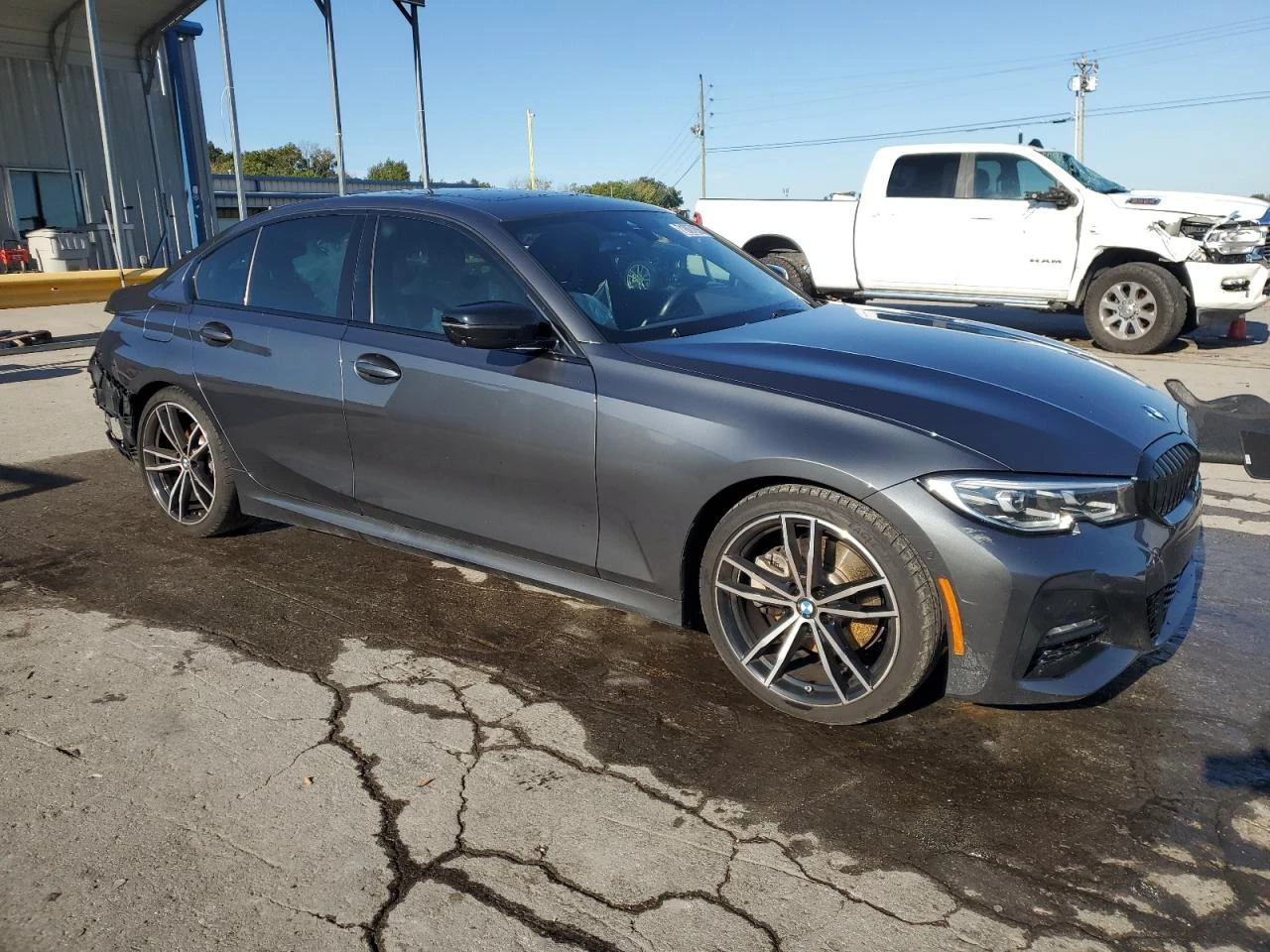 BMW 330  - изображение 3