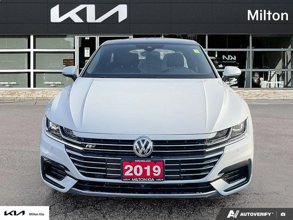 VW Arteon SEL* DIGITAL* ДВА ЧИФТА ГУМИ* ПАНОРАМА* ПОДГРЕВ, снимка 2 - Автомобили и джипове - 53863911