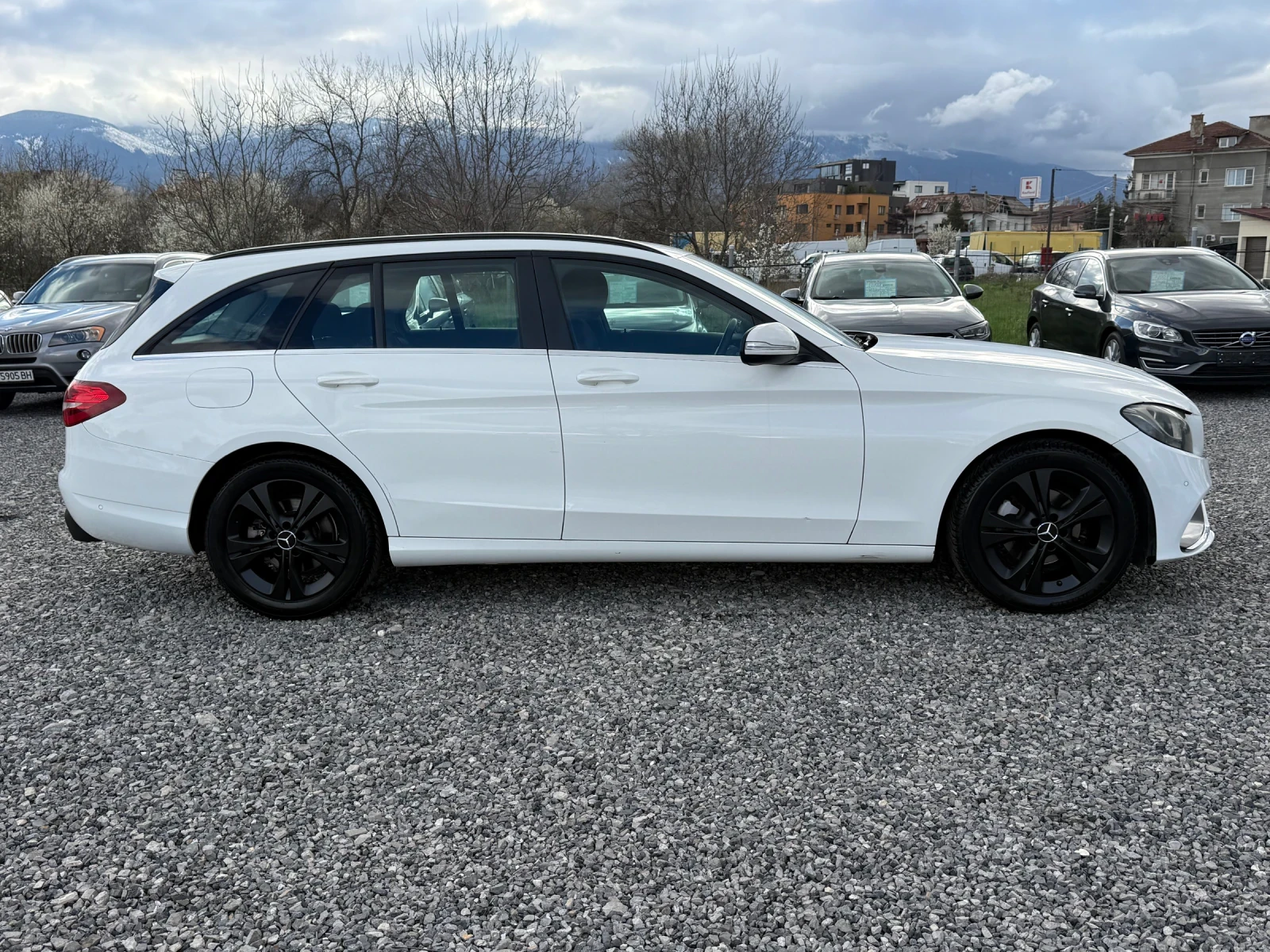 Mercedes-Benz C 200 D (136hp) AMG-line/EU6 /Сменена верига /Нови Гуми/, снимка 4 - Автомобили и джипове - 53878280