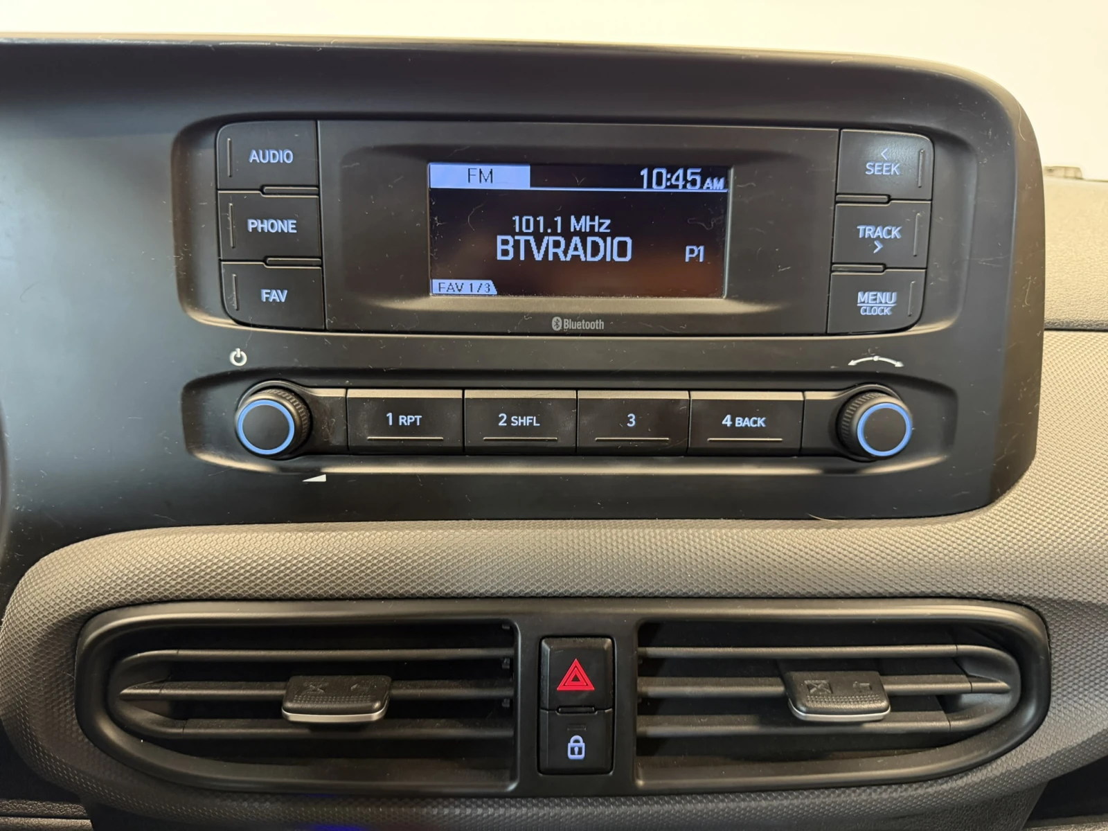 Hyundai I10 CLASSIC, снимка 12 - Автомобили и джипове - 54082594