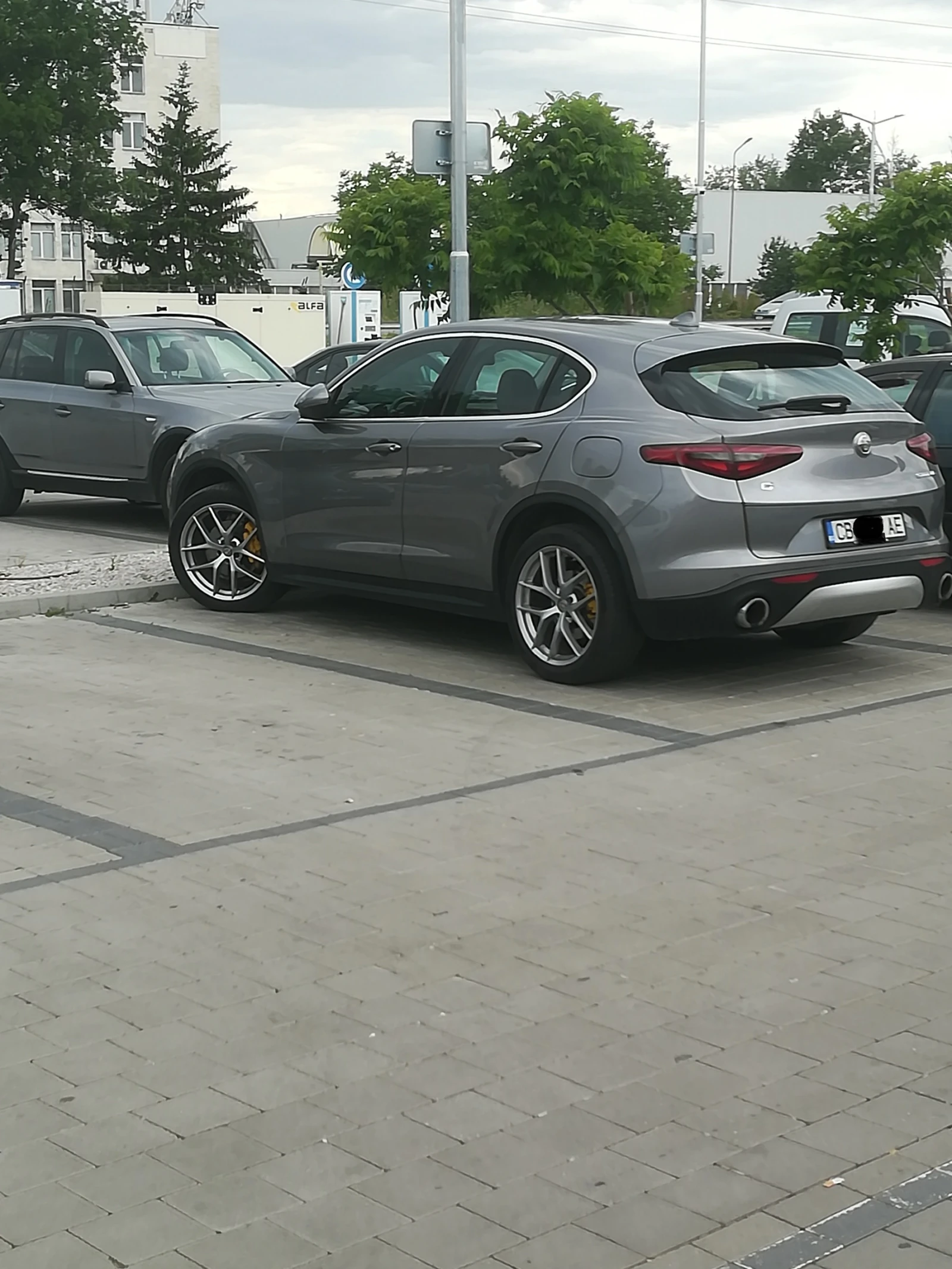 Alfa Romeo Stelvio 2.0Т 280 кс., 4х4, distronic , снимка 2 - Автомобили и джипове - 54791428