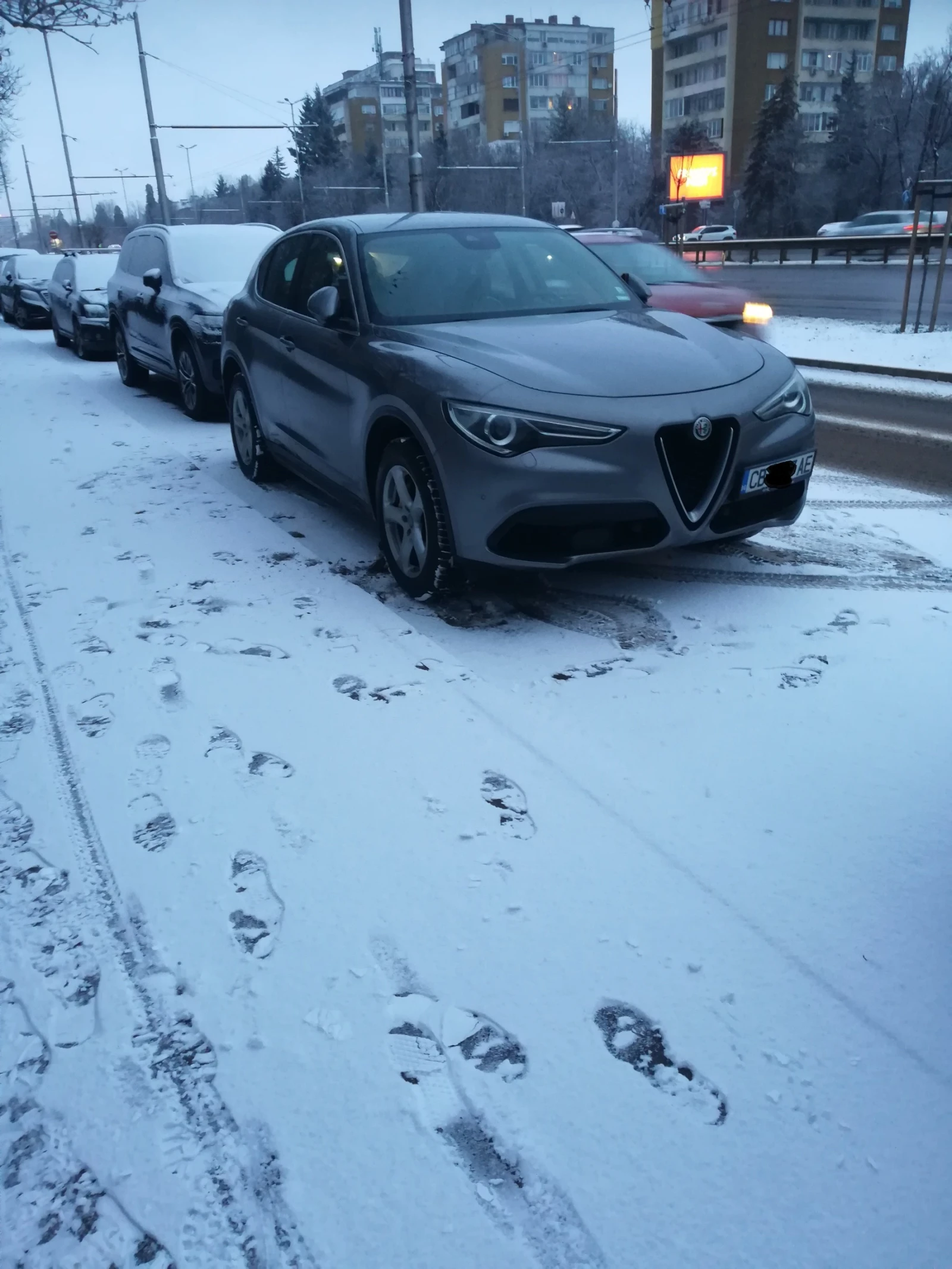 Alfa Romeo Stelvio 2.0Т 280 кс., 4х4, distronic , снимка 11 - Автомобили и джипове - 54791428
