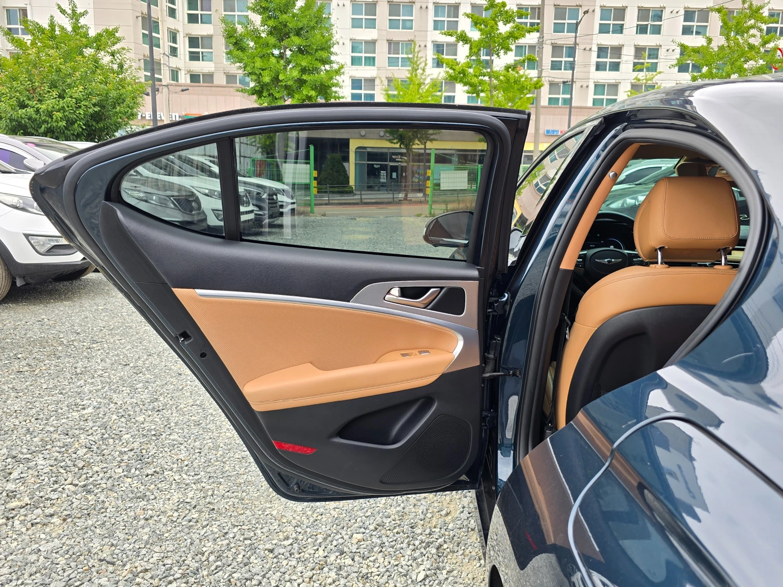 Genesis G70 2.0�, 4X4 | Mobile.bg � ����������� 11