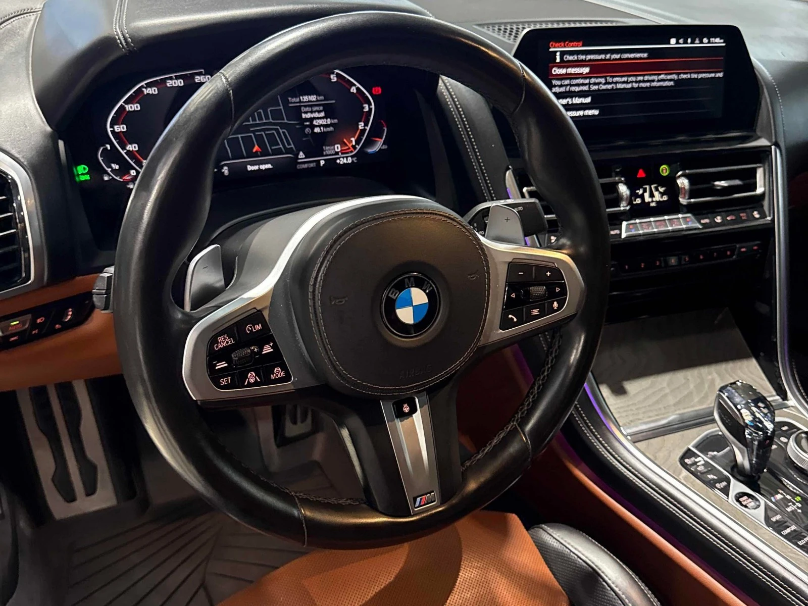 BMW 850 M850i * HUD * 360 * АвтоКредит * (ЦЕНА ДО БГ), снимка 10 - Автомобили и джипове - 55590686