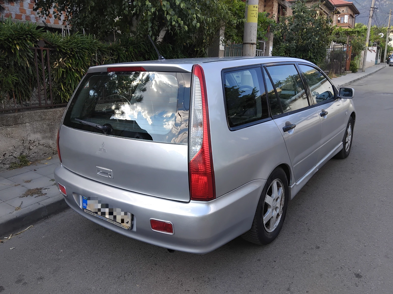 Mitsubishi Lancer 1, 6, снимка 3 - Автомобили и джипове - 55780122