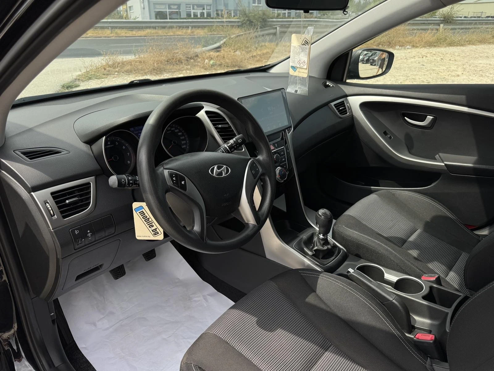 Hyundai I30 1.4 benzin, снимка 7 - Автомобили и джипове - 55900931
