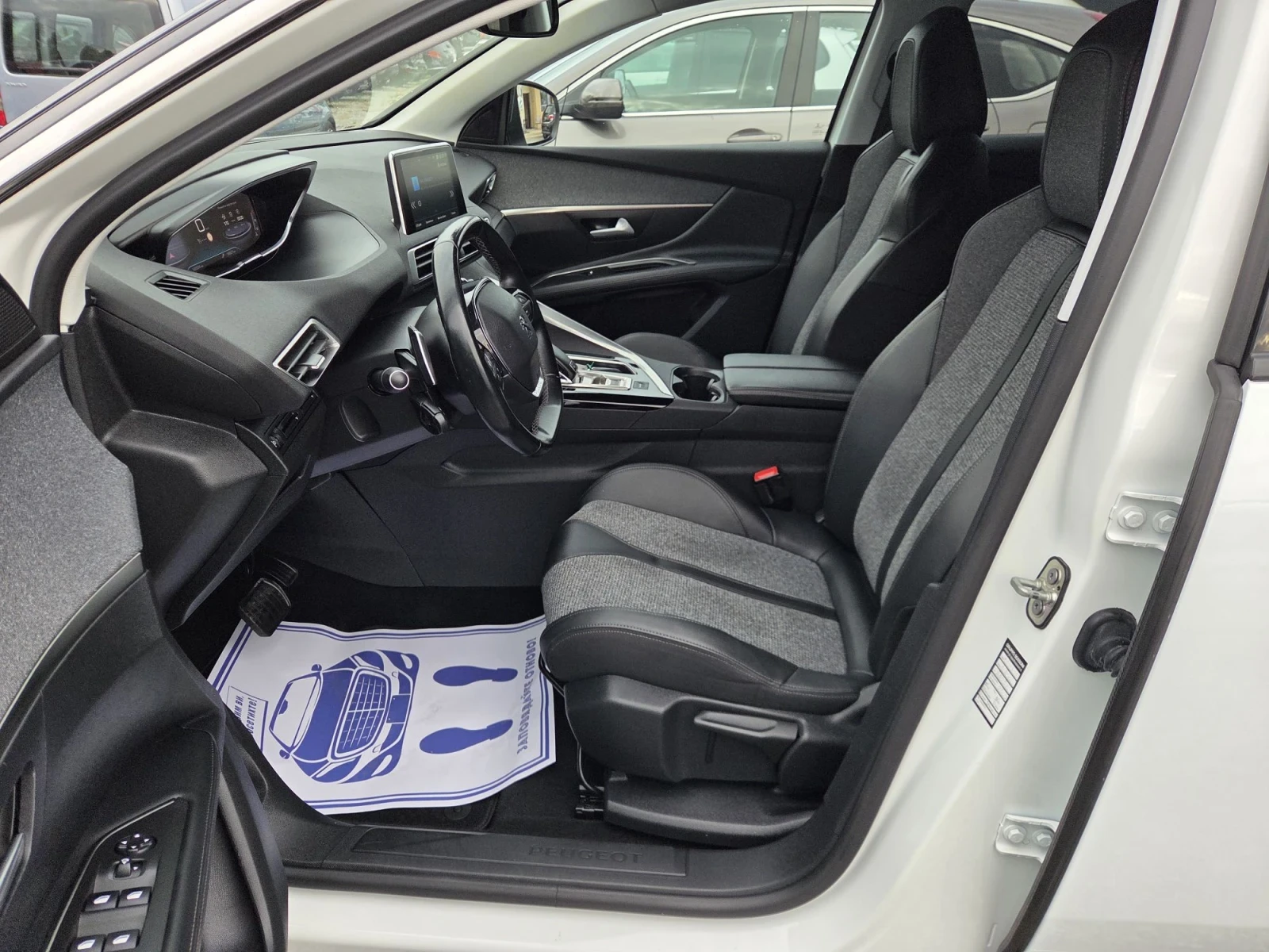 Peugeot 3008 1.5 hdi  euro6, снимка 7 - Автомобили и джипове - 56136000