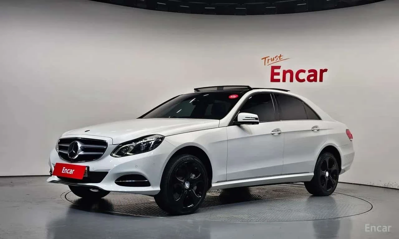 Mercedes-Benz E 400  4MATIC * AMG * ОБДУХВАНЕ * ПАНОРАМА * 360