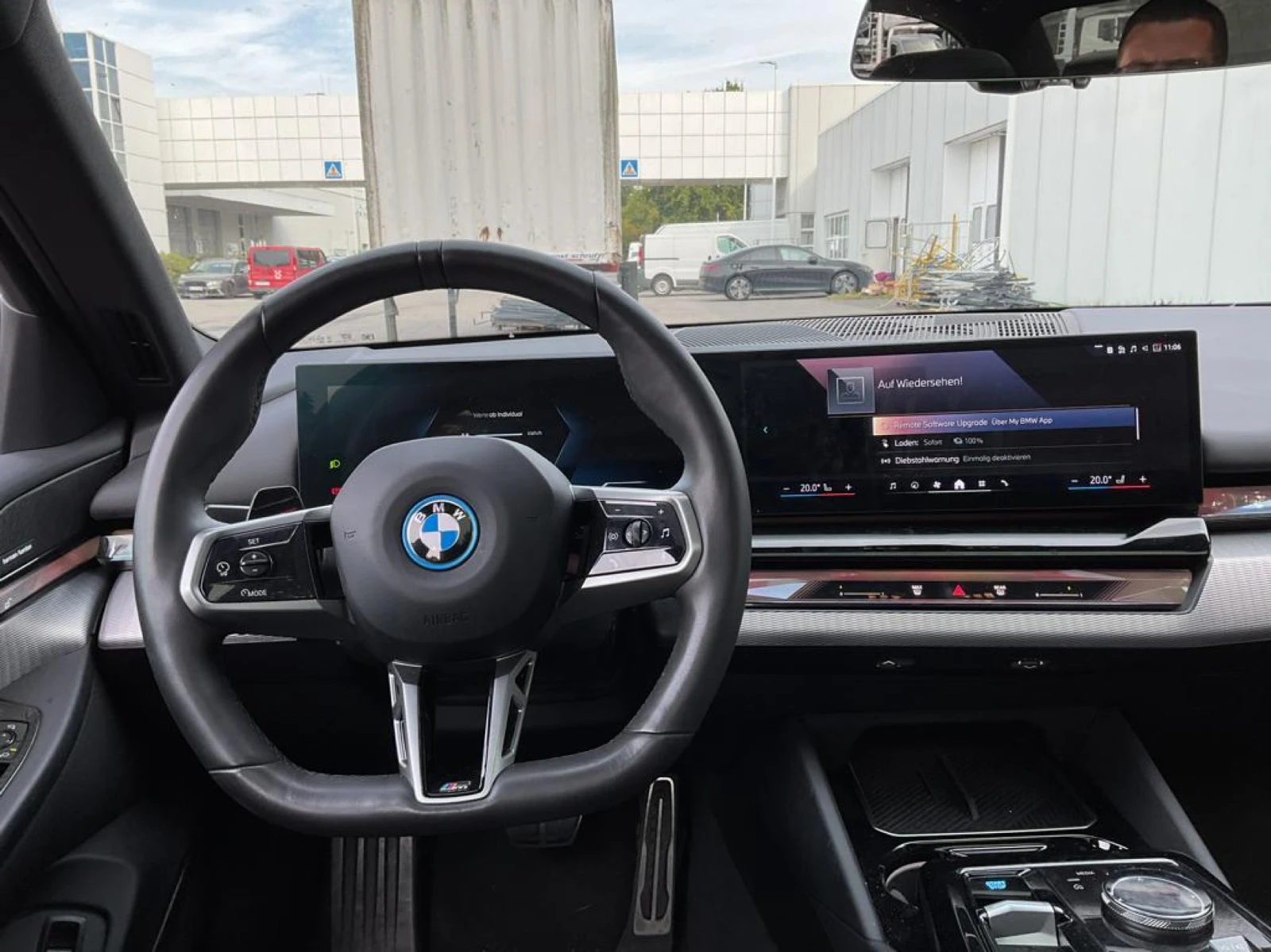 BMW i5 eDrive40 Leather LED navi Camera Panorama | Mobile.bg � ����������� 5