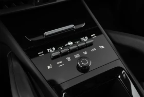 Porsche Cayenne E-HYBRID/FACELIFT/BOSE/360/LIFT/PANO/ - 85680 € / 167575.51 лв. - 49480730 14