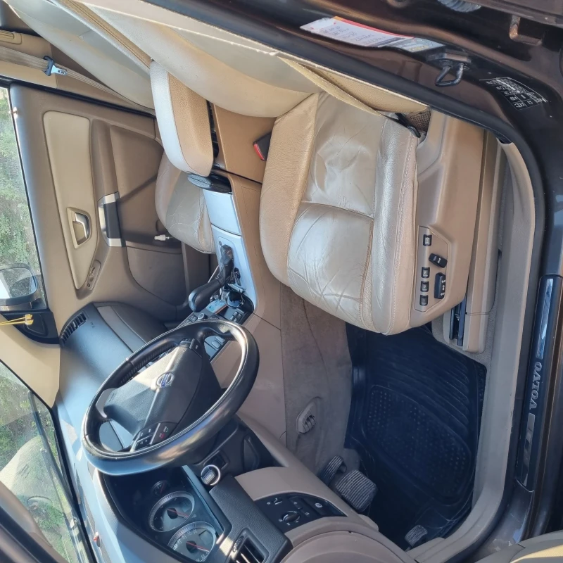 Volvo Xc90, снимка 6 - Автомобили и джипове - 48490440