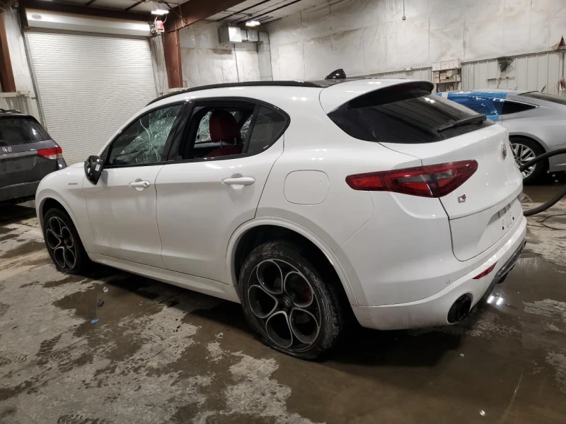 Alfa Romeo Stelvio, снимка 6 - Автомобили и джипове - 49298832