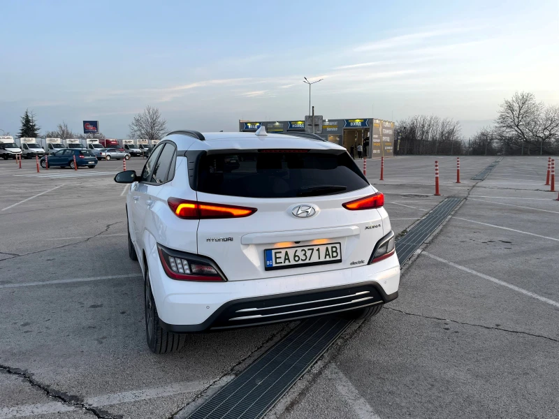 Hyundai Kona EV Trend, снимка 4 - Автомобили и джипове - 49510396