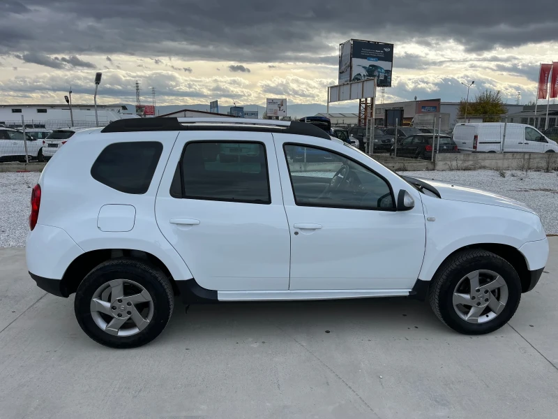 Dacia Duster 1, 6i Газ, снимка 6 - Автомобили и джипове - 52456316