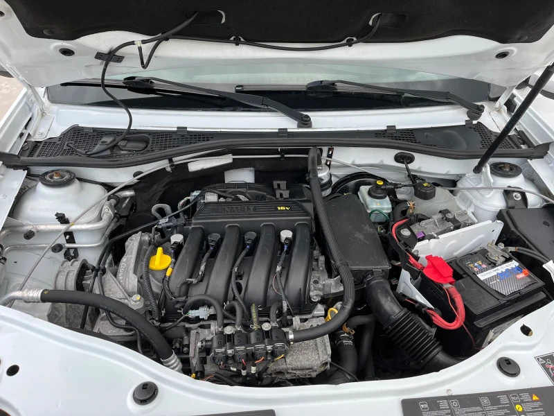 Dacia Duster 1, 6i Газ, снимка 13 - Автомобили и джипове - 52456316