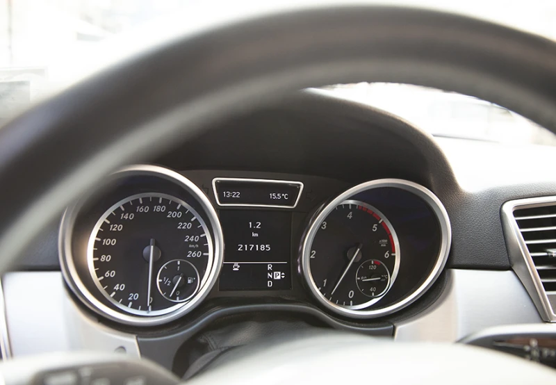 Mercedes-Benz ML 350 4MATIC, снимка 11 - Автомобили и джипове - 52661143