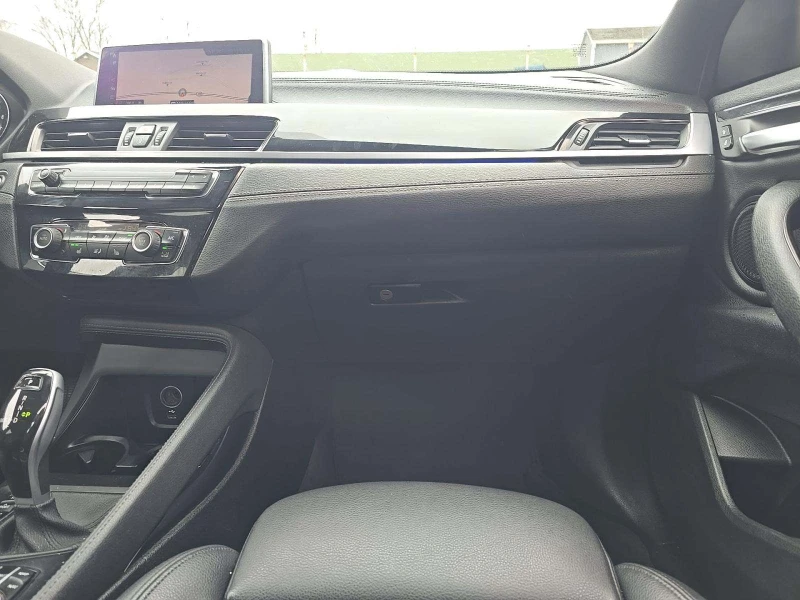 BMW X2 * TOP* sDrive* PANO* CRUISE CONTROL* LEATHER* , снимка 7 - Автомобили и джипове - 52920636