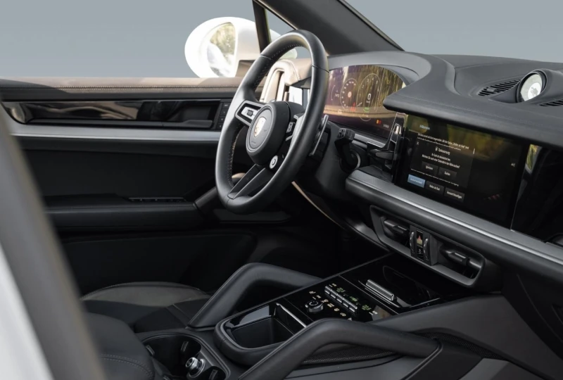 Porsche Cayenne E-HYBRID/FACELIFT/BOSE/360/LIFT/PANO/, снимка 15 - Автомобили и джипове - 53150826