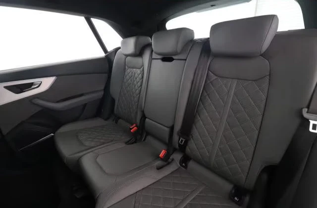 Audi Q8 55TFSI/SPORT/340HP/S-LINE/KLESS/CAM/LED/DAB/888f | Mobile.bg   12