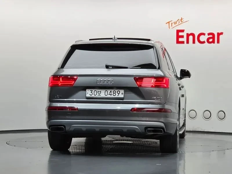 Audi Q7, снимка 3 - Автомобили и джипове - 56689816