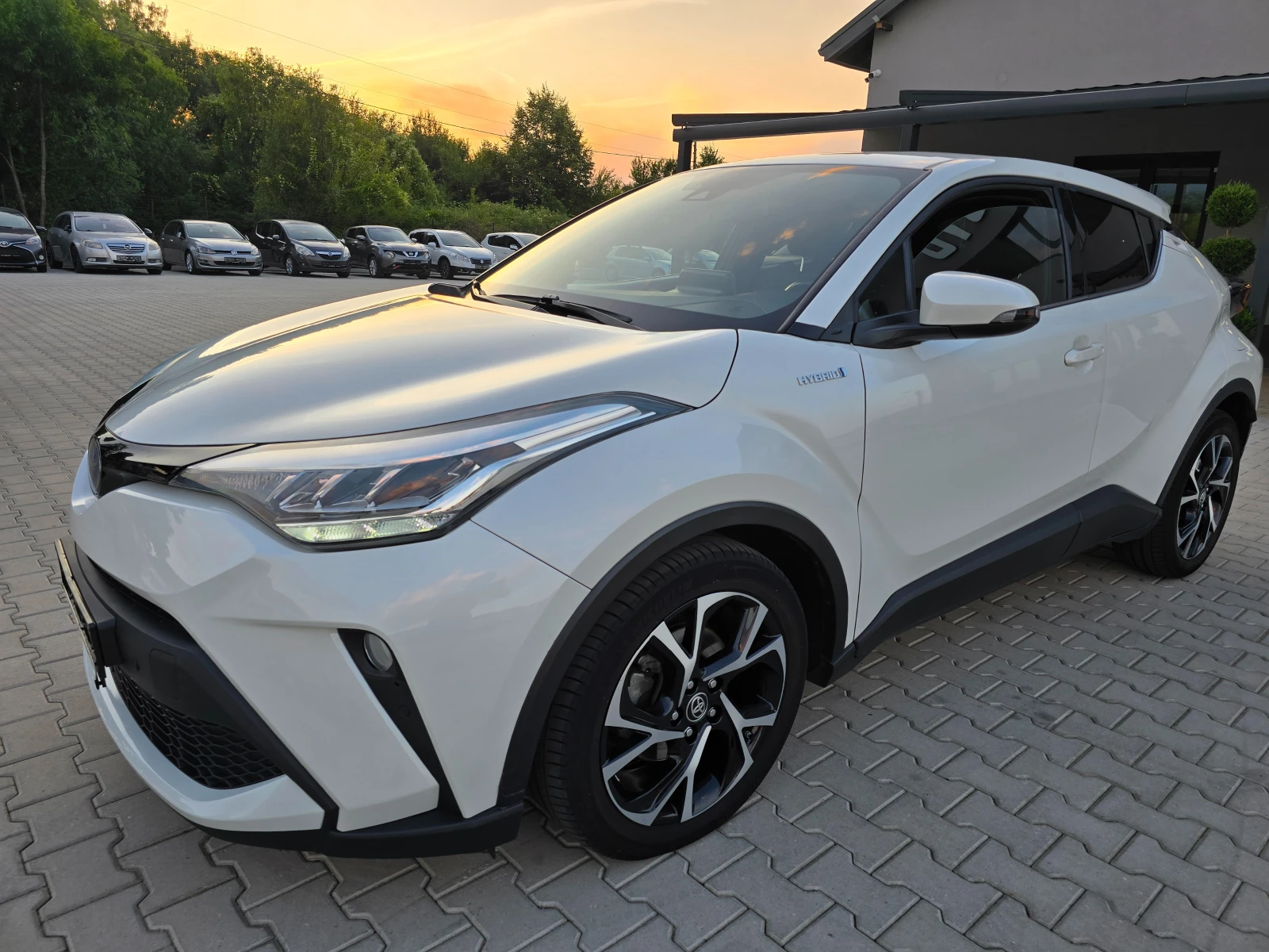 Toyota C-HR 1.8Hybrid, 75000км., Подгрев, Камера, Line Assist! - изображение 6