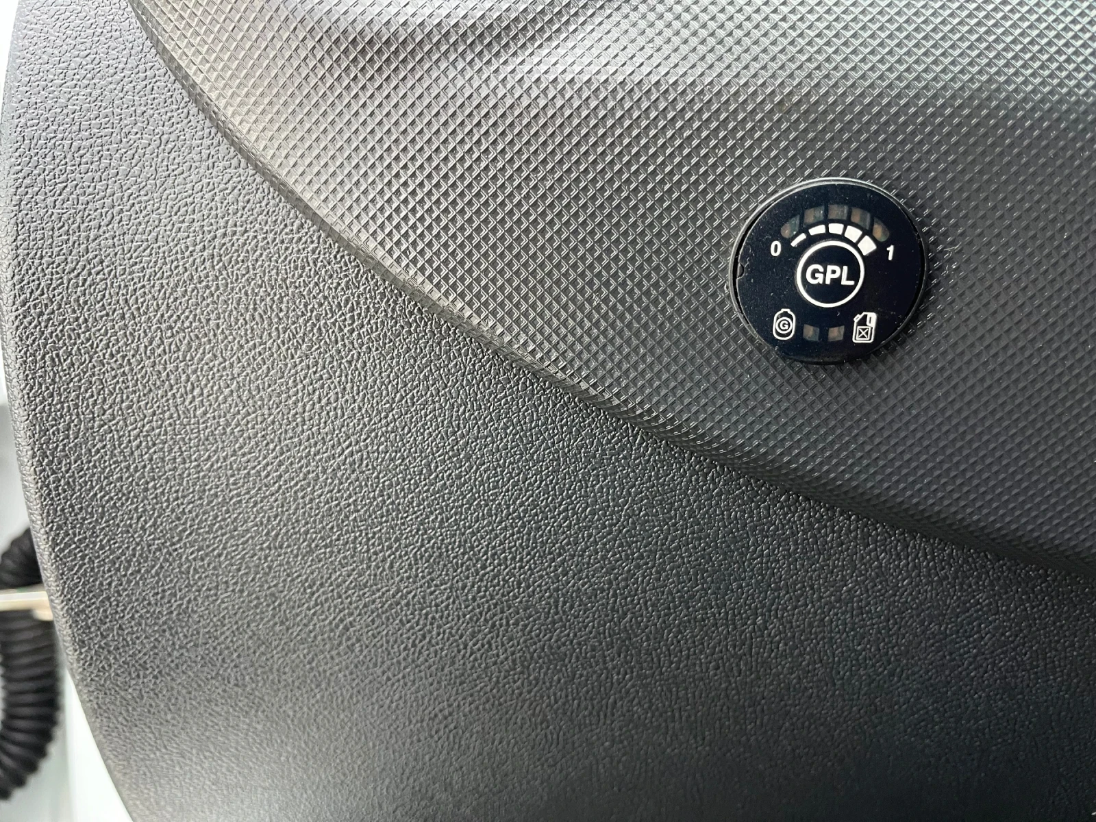 Dacia Duster 1, 6i  | Mobile.bg   12