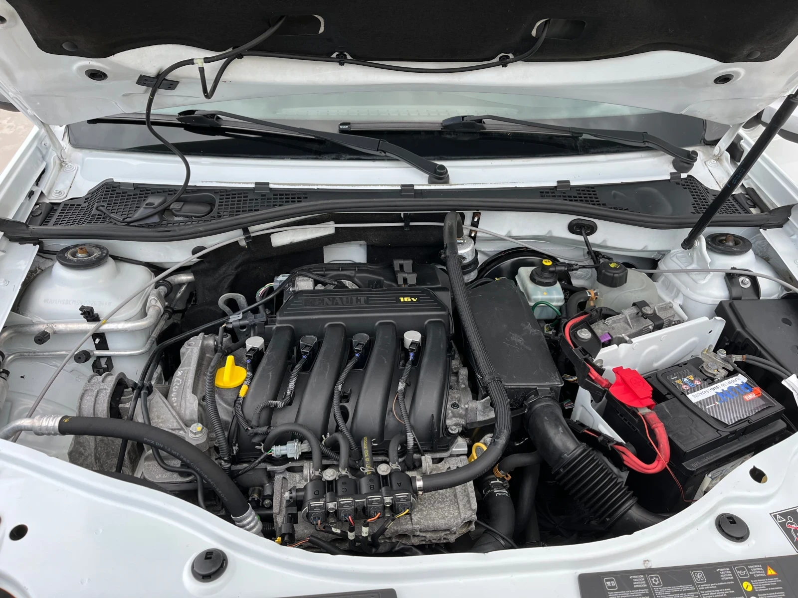 Dacia Duster 1, 6i  | Mobile.bg   13