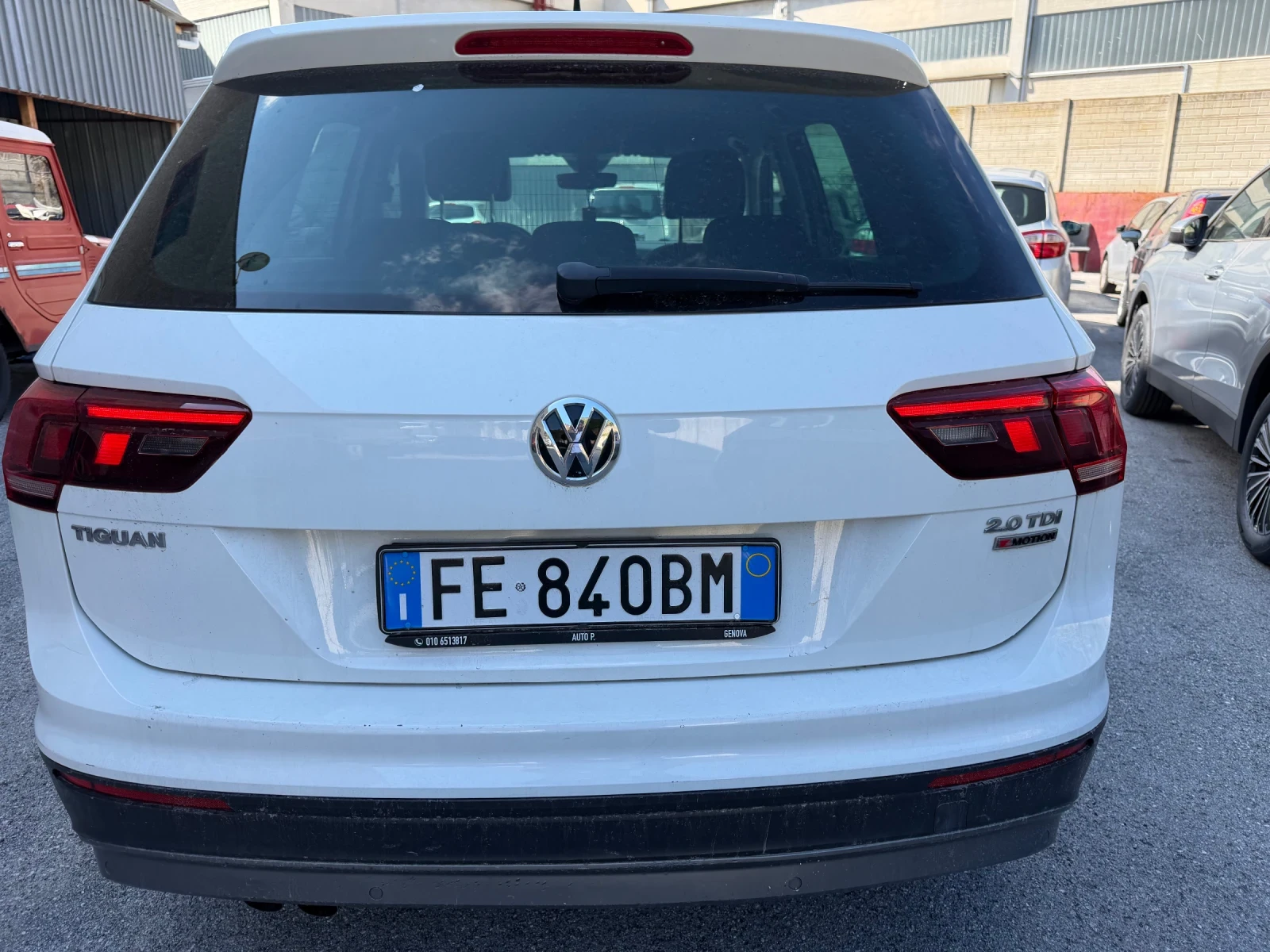 VW Tiguan 4x4  Offrold / Podgrev /Avtomat, снимка 5 - Автомобили и джипове - 53990172