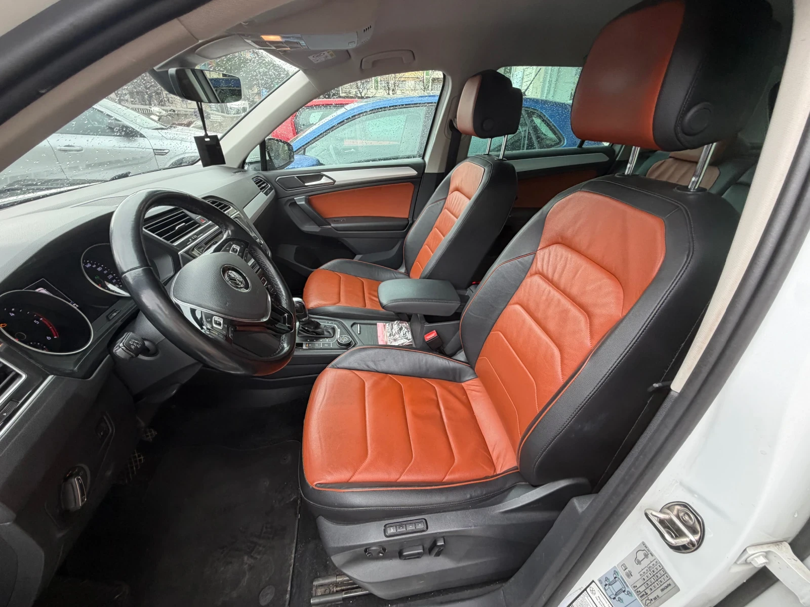 VW Tiguan New Model / Offrold / Podgrev /Avtomat, снимка 6 - Автомобили и джипове - 53990172
