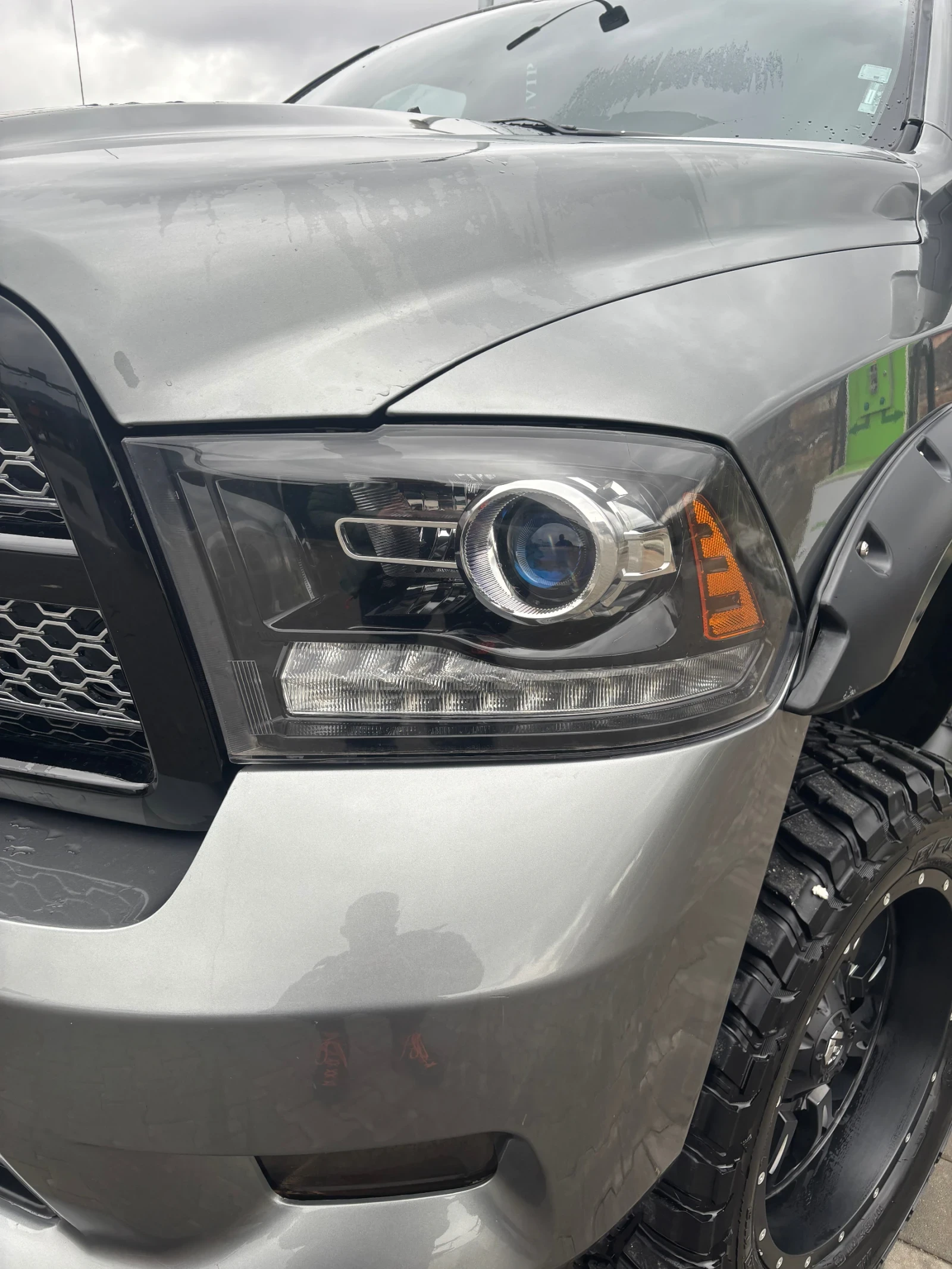 Dodge RAM 1500 5.7, снимка 3 - Автомобили и джипове - 54027143