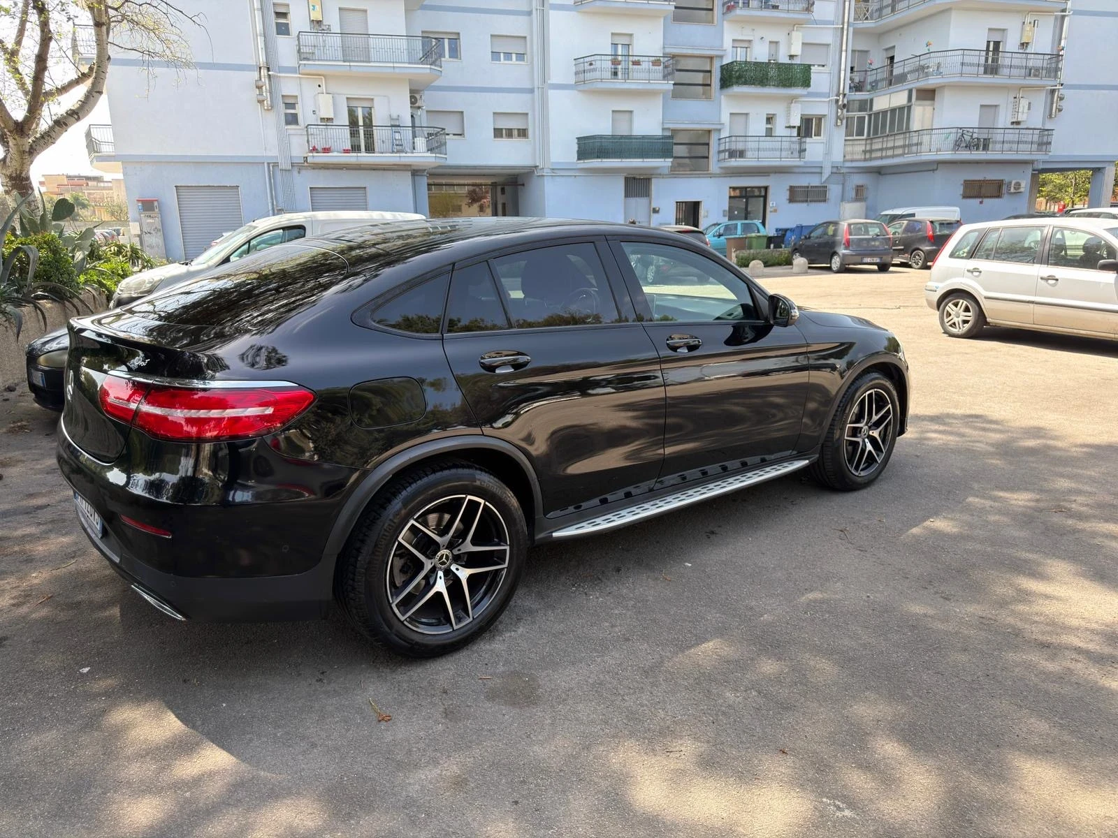 Mercedes-Benz GLC 250 d 4Matic Coupe Exclusive, снимка 6 - Автомобили и джипове - 54228668