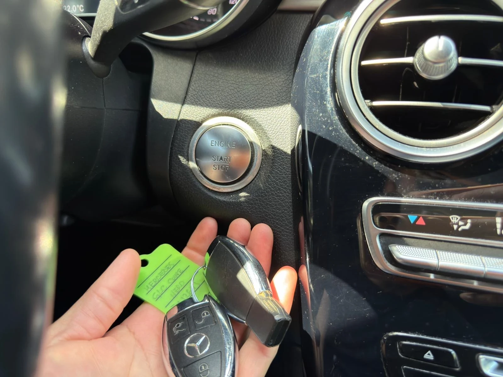 Mercedes-Benz GLC 250 d 4Matic Coupe Exclusive, снимка 17 - Автомобили и джипове - 54228668